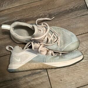 Nike Womens Metcon Flyknit 3 BQ8797-001